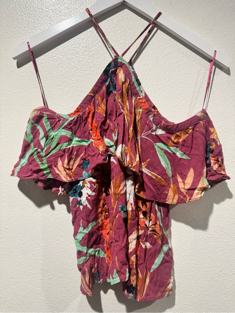 Express Floral Off-Shoulder Ruffled Tank Top - Plum